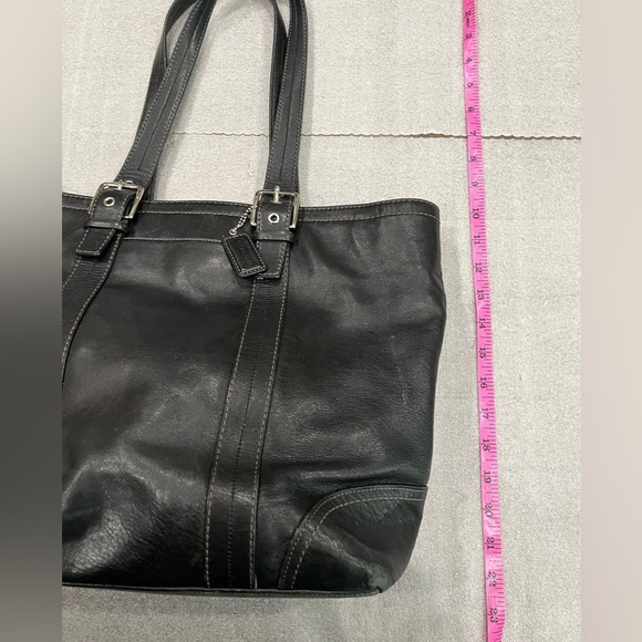 Coach Hampton Leather Tote bag, model A0872-F11202. - Picture 6 of 9